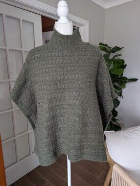 beachlunchlounge Olive Cable-Knit Sinclair Mock Neck Sweater Cape Small